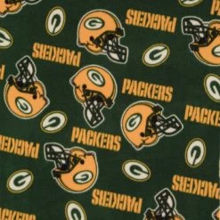 New ๐ NFL Green Bay Packers Fleece Fabric โค๏ธ